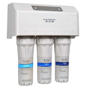 ao史密斯直饮型反渗透净水器 AR400-B1 高效净化，直饮安心